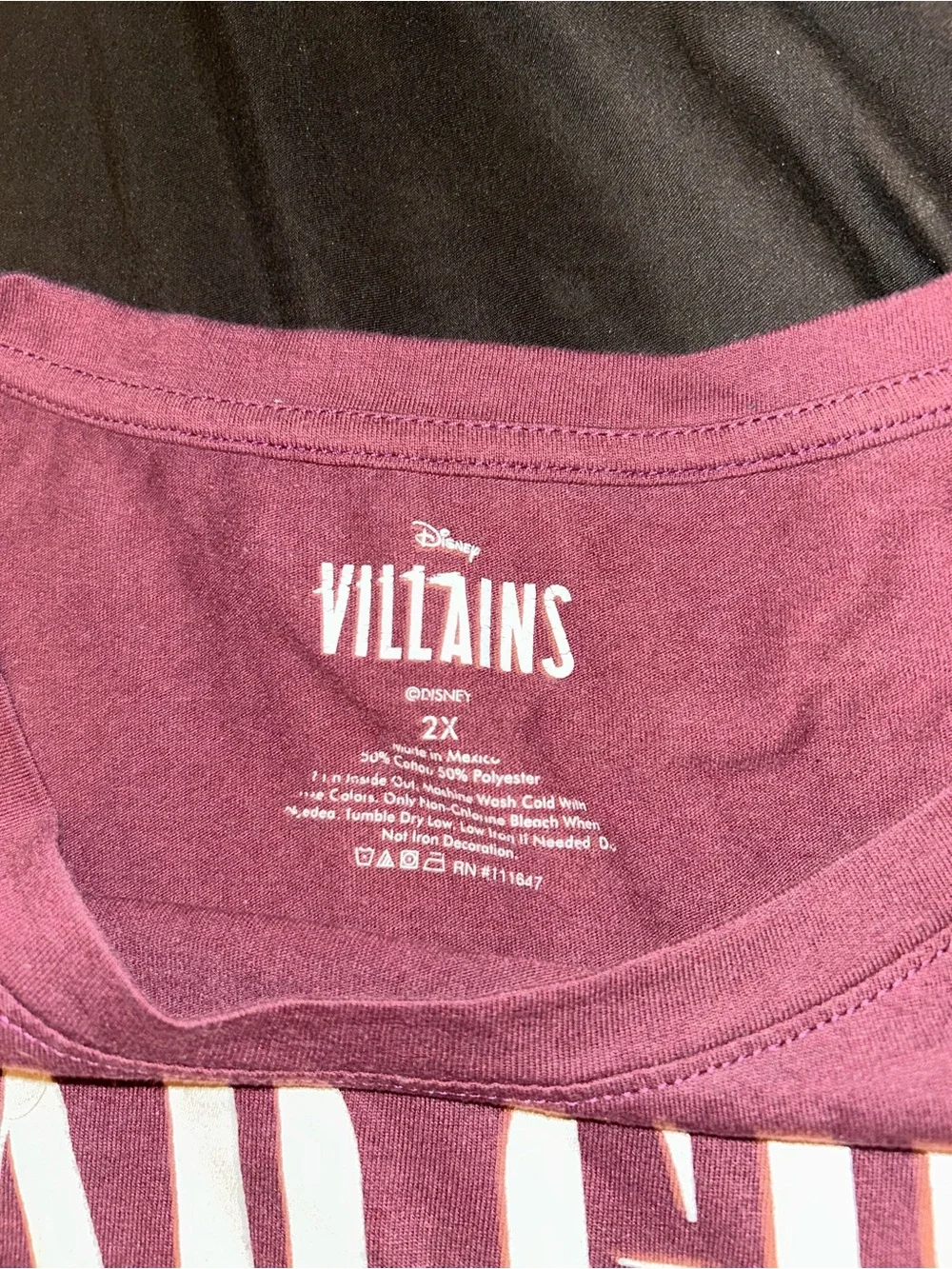 Disney Villains Bad Girls Graphic Tee 2XL Maroon - Picture 4 of 5